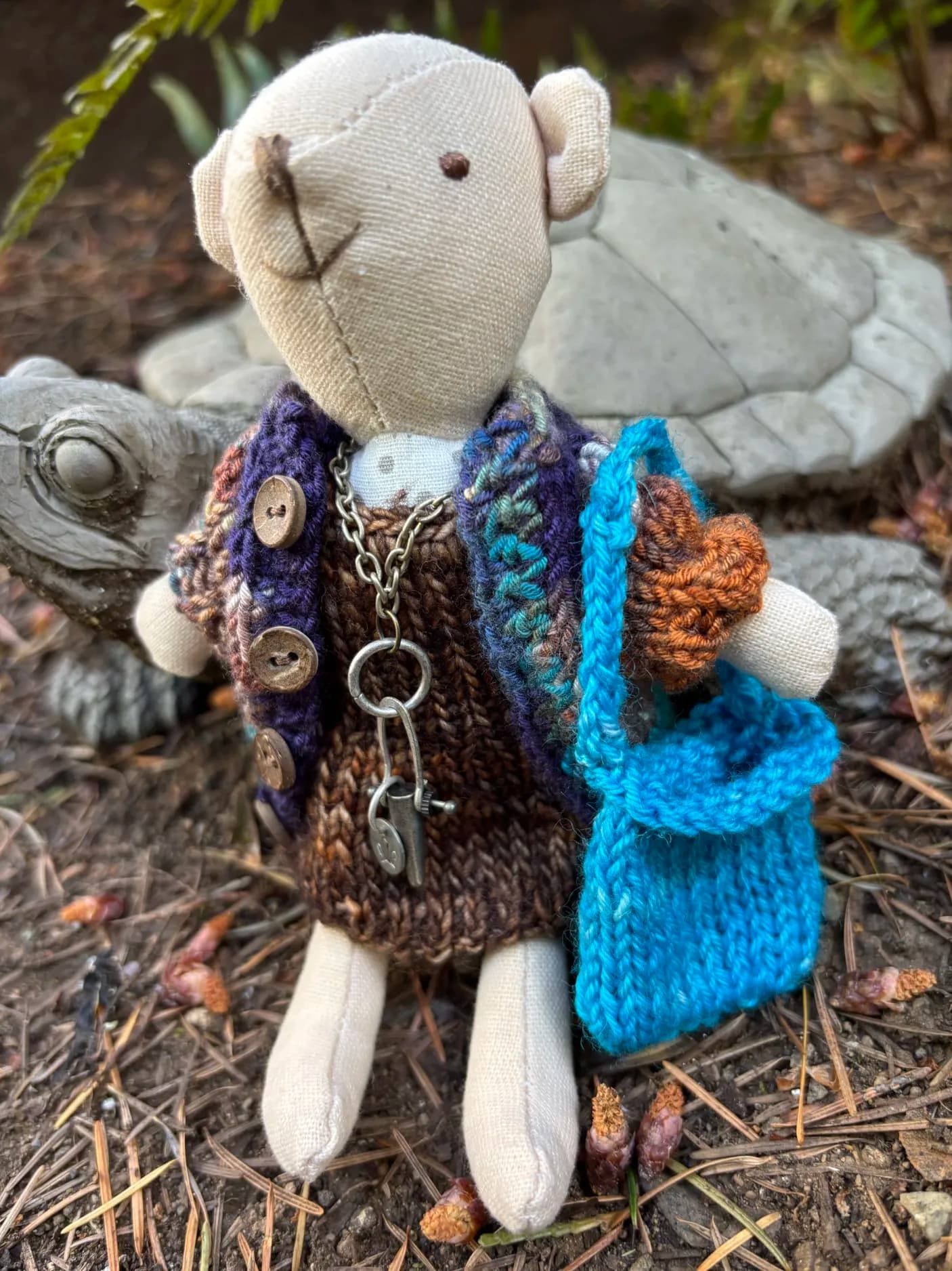 Wandering Mouse — Purple Cardigan & Blue Tote